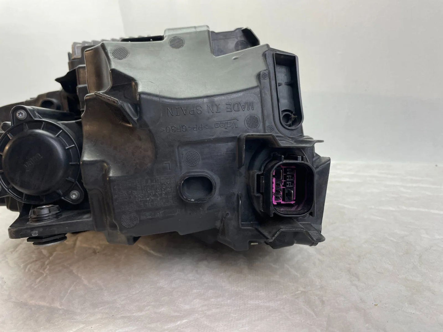 Original Audi A3 8Y LED Scheinwerfer links 8Y0941033