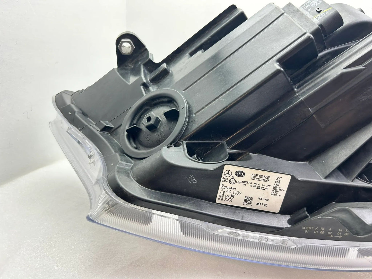 Original Mercedes Vito W447 LED Scheinwerfer links A4479069700