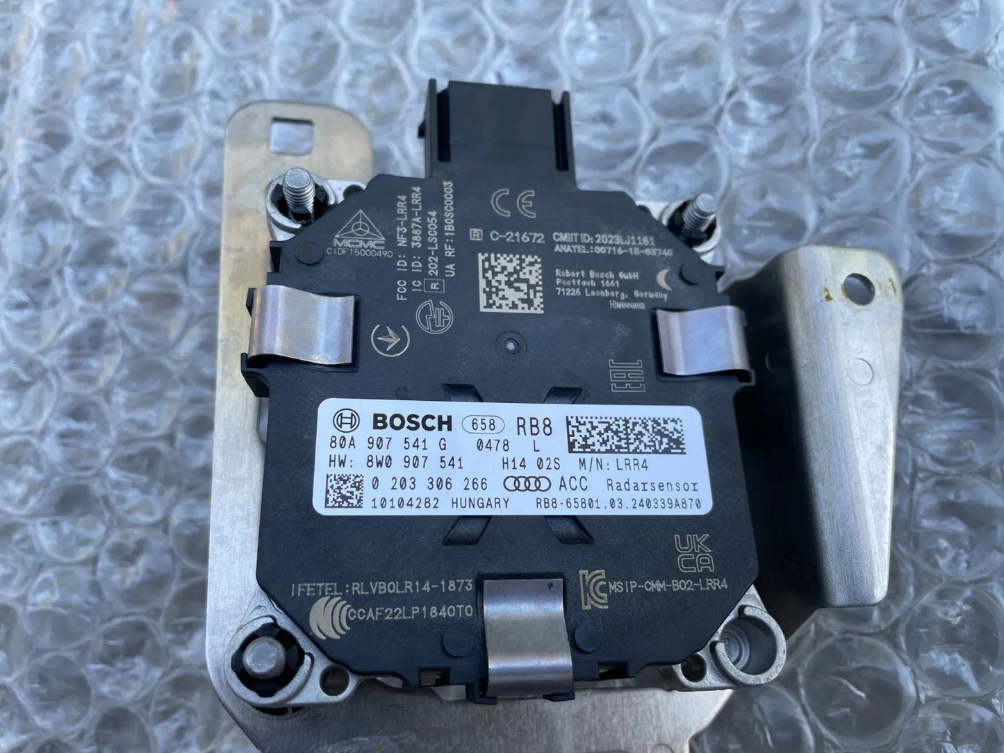 Original Audi A4 A5 Q5 Radarsensor Abstandsradar ACC 8W0907541