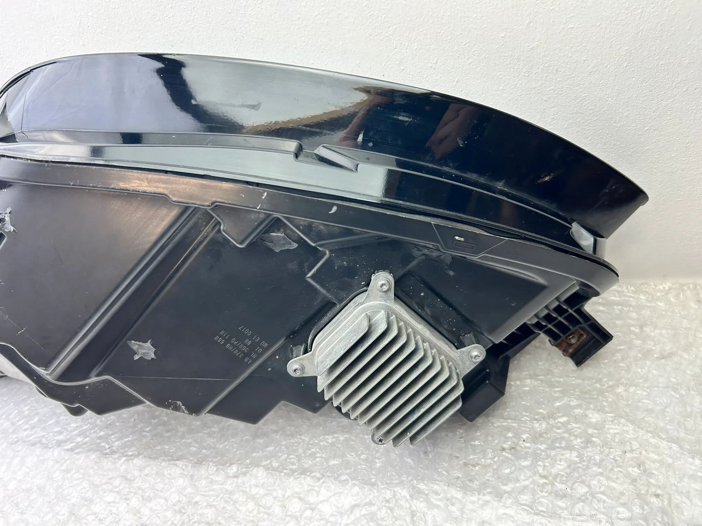Original Tesla Model 3 LED Scheinwerfer rechts 1514953-00-C