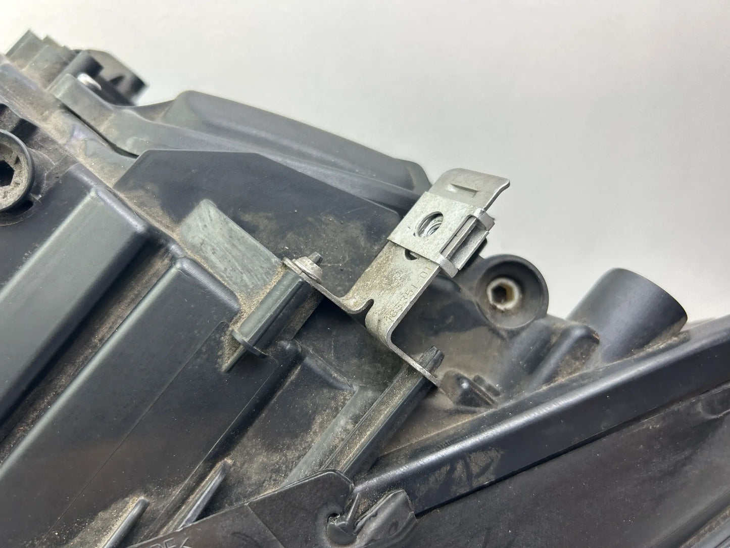 Original BMW 5er F10 F11 Bi-Xenon Scheinwerfer links 7343911