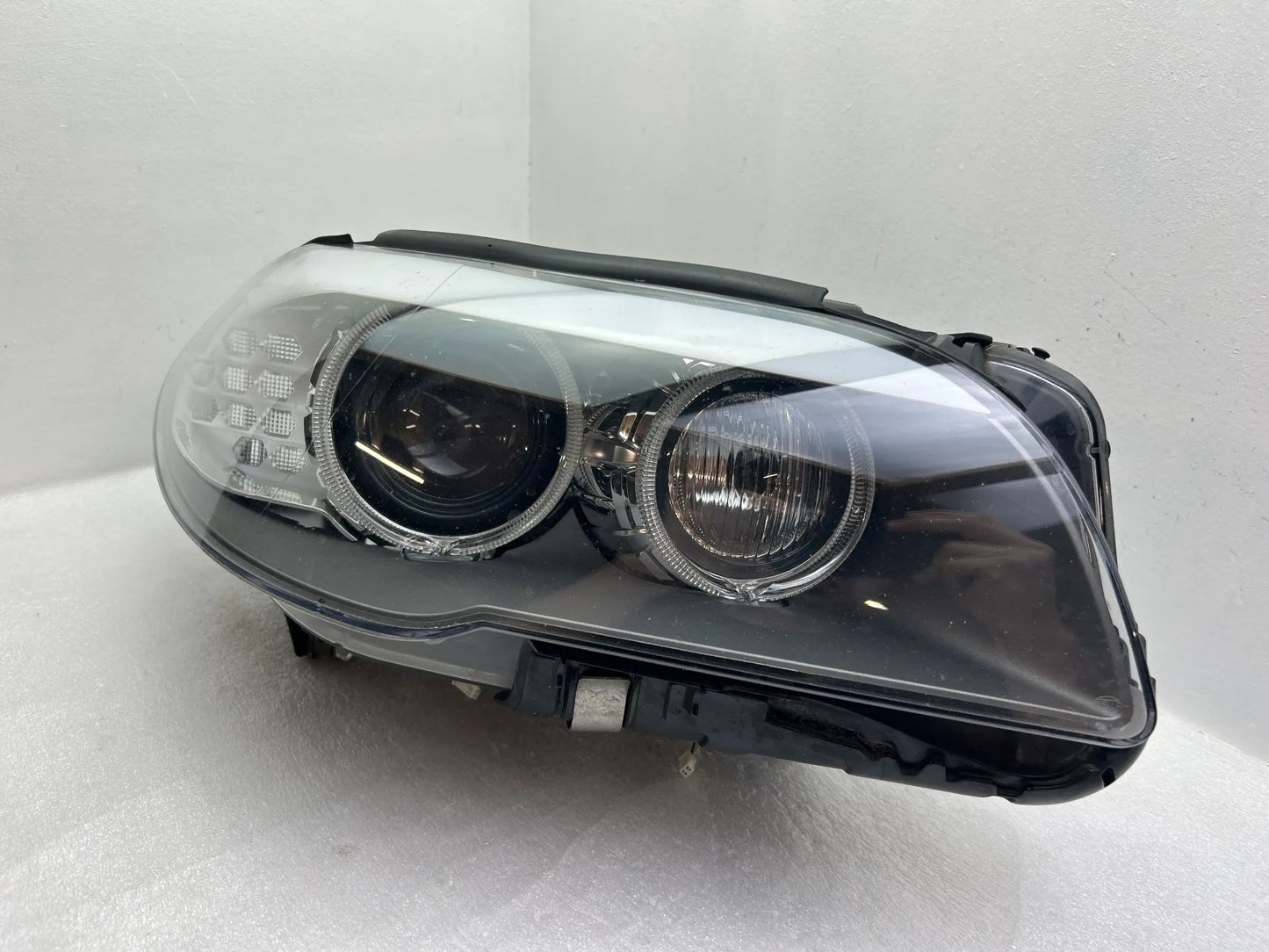 BMW 5er F10 F11 Xenon Kurvenlicht Scheinwerfer rechts 7203252