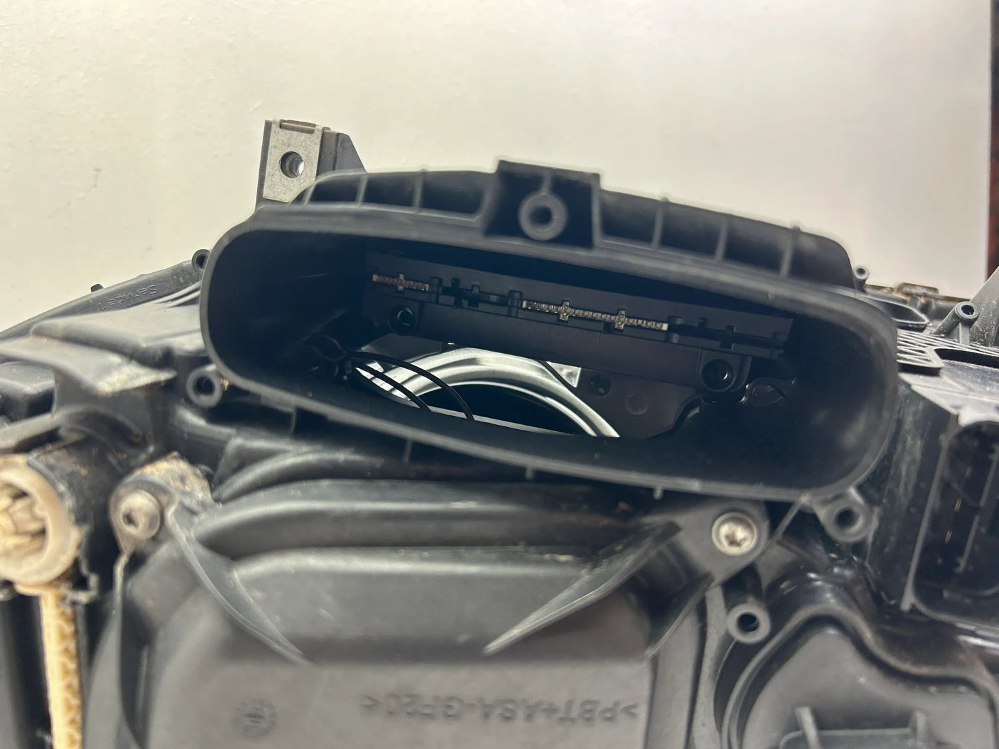 Original BMW 5er F10 F11 LCI Xenon Scheinwerfer rechts 7317132