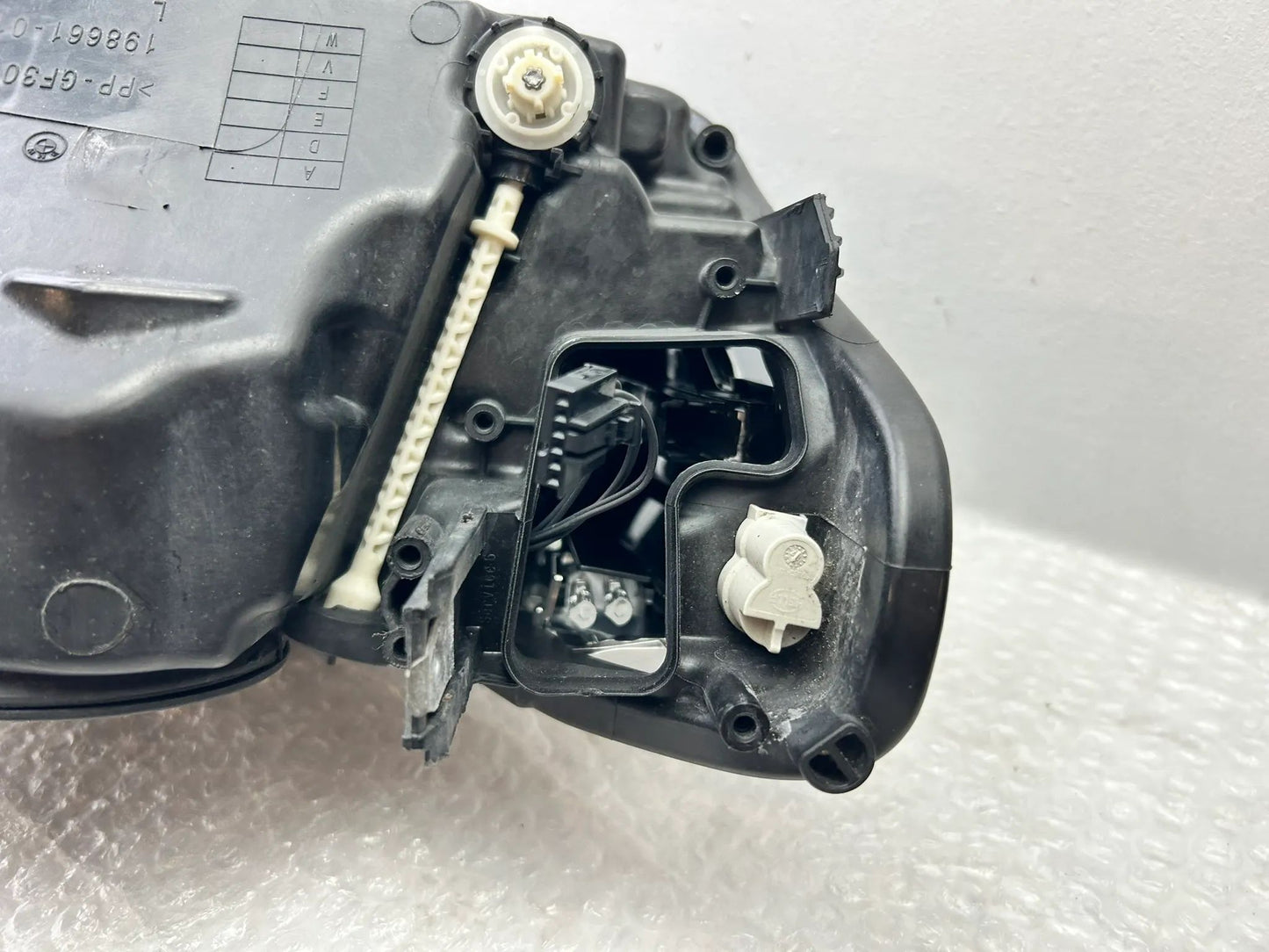 BMW 3er F30 F31 Adaptive LED Scheinwerfer links 7492615