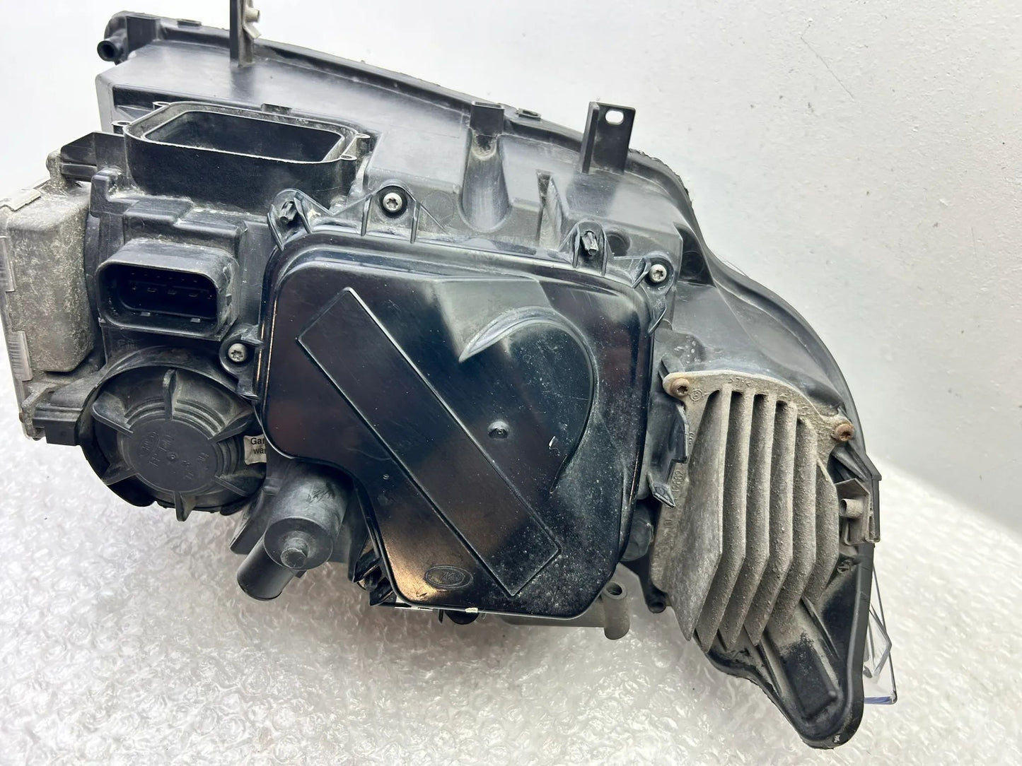 BMW E90 E91 Xenon Scheinwerfer rechts links 7202584 7202583