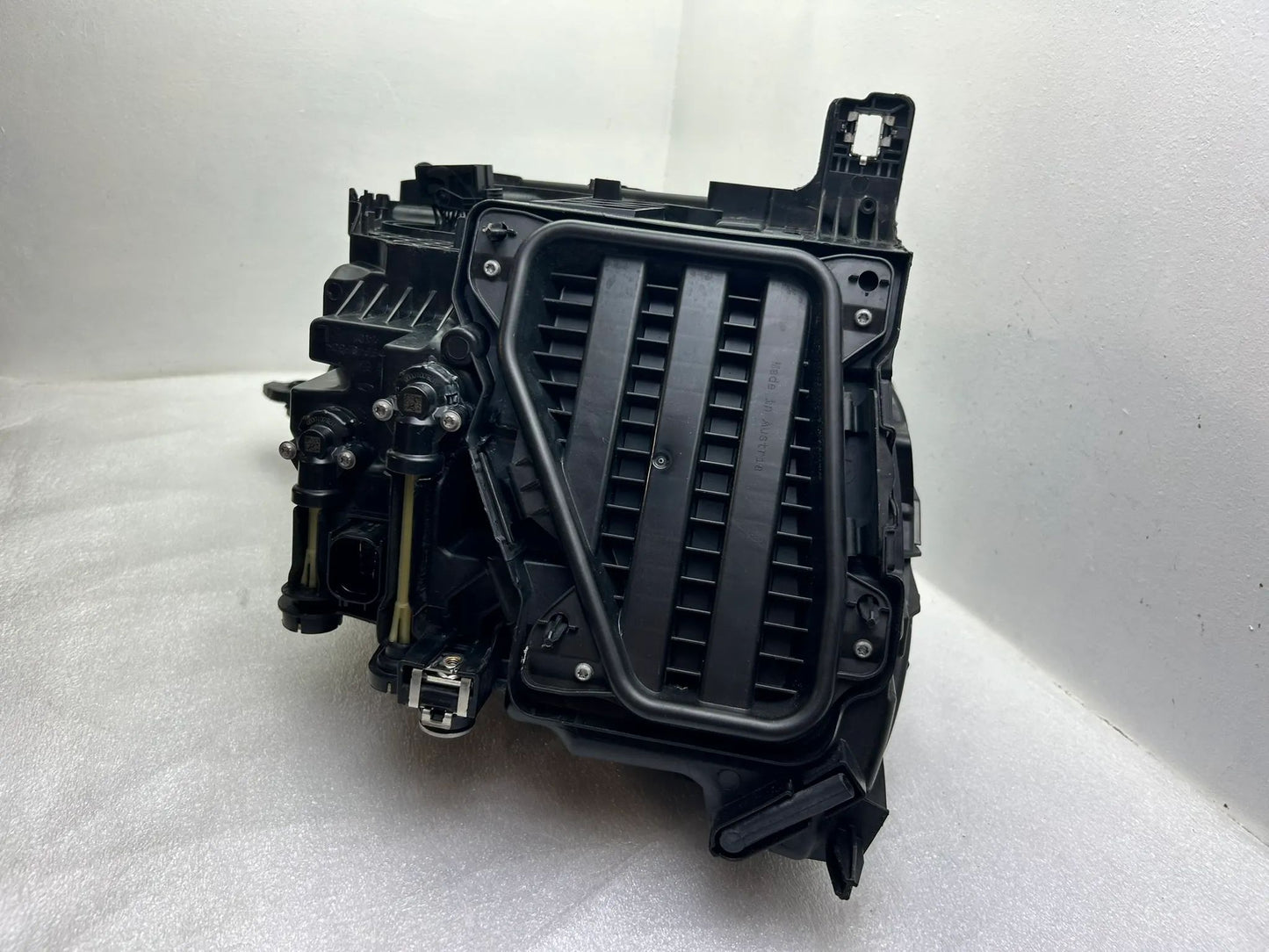 Original Audi Q3 83A LED Scheinwerfer links 83A941033