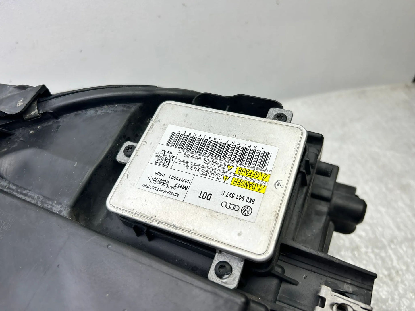 Original VW Touran 1T Xenon Scheinwerfer links 1T1941751E