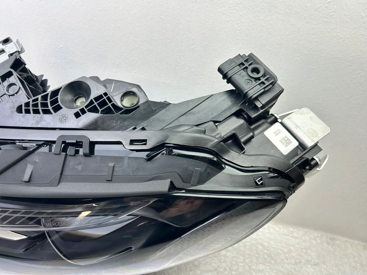 NEU Original Mercedes CLA W174 LED Scheinwerfer links A1749062502