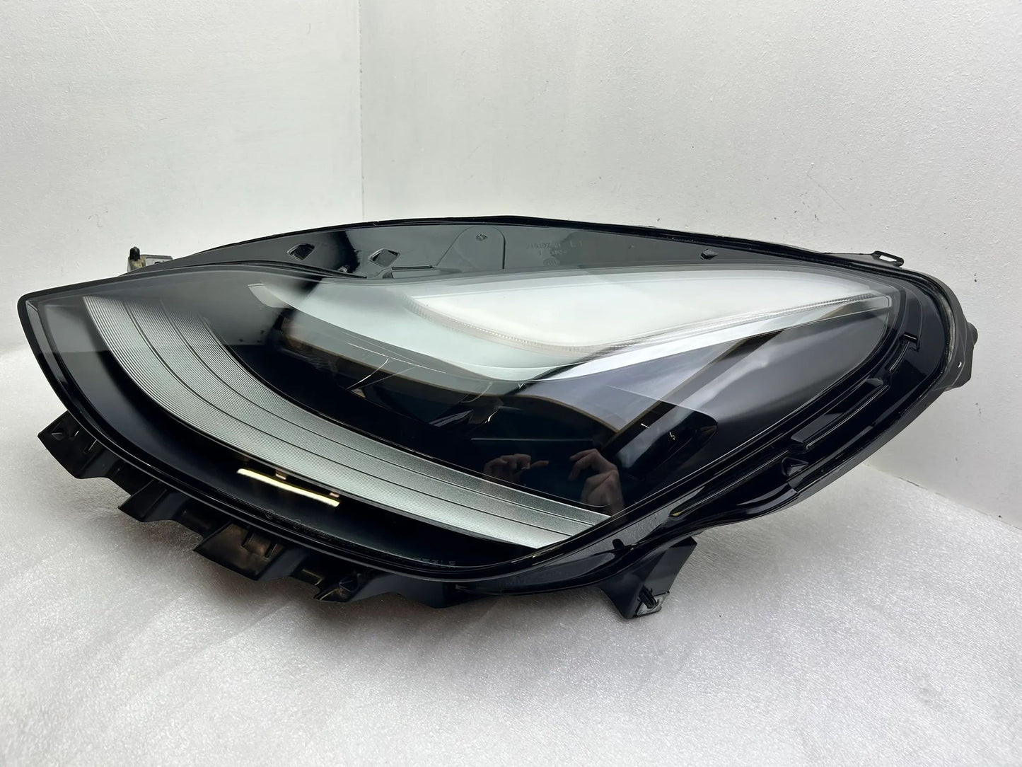 Tesla Model 3 Y LED Scheinwerfer 1514952-20-E 1514953-20-E