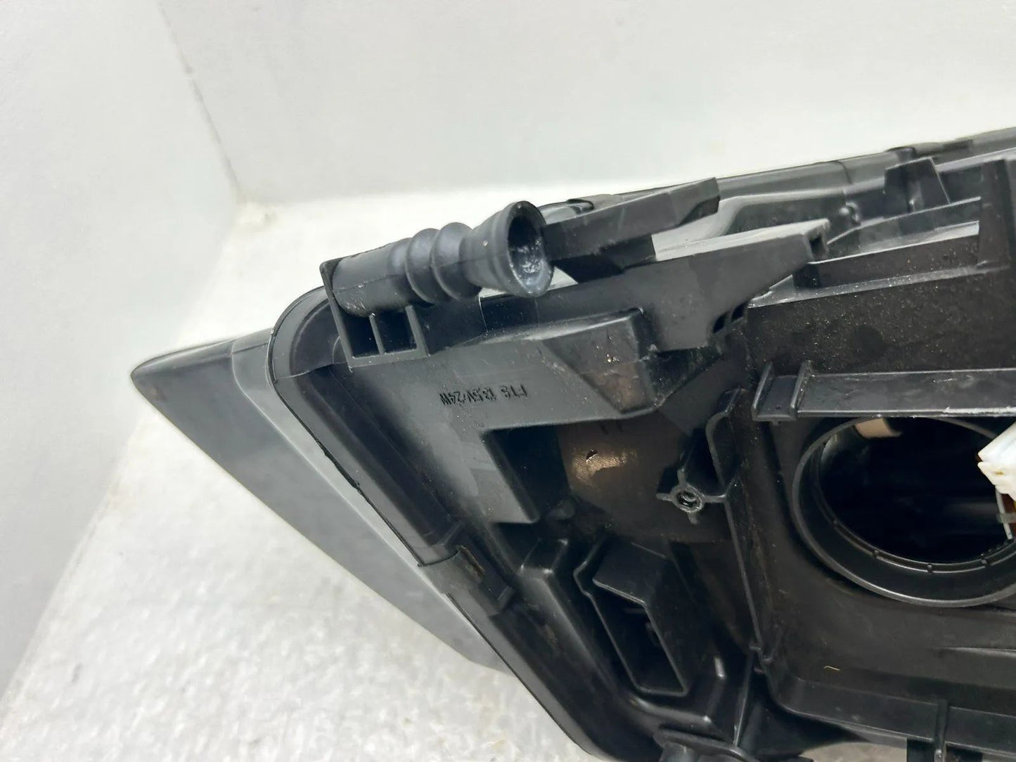 Original Audi A4 8K Bi-Xenon Scheinwerfer links 8K0941029AJ