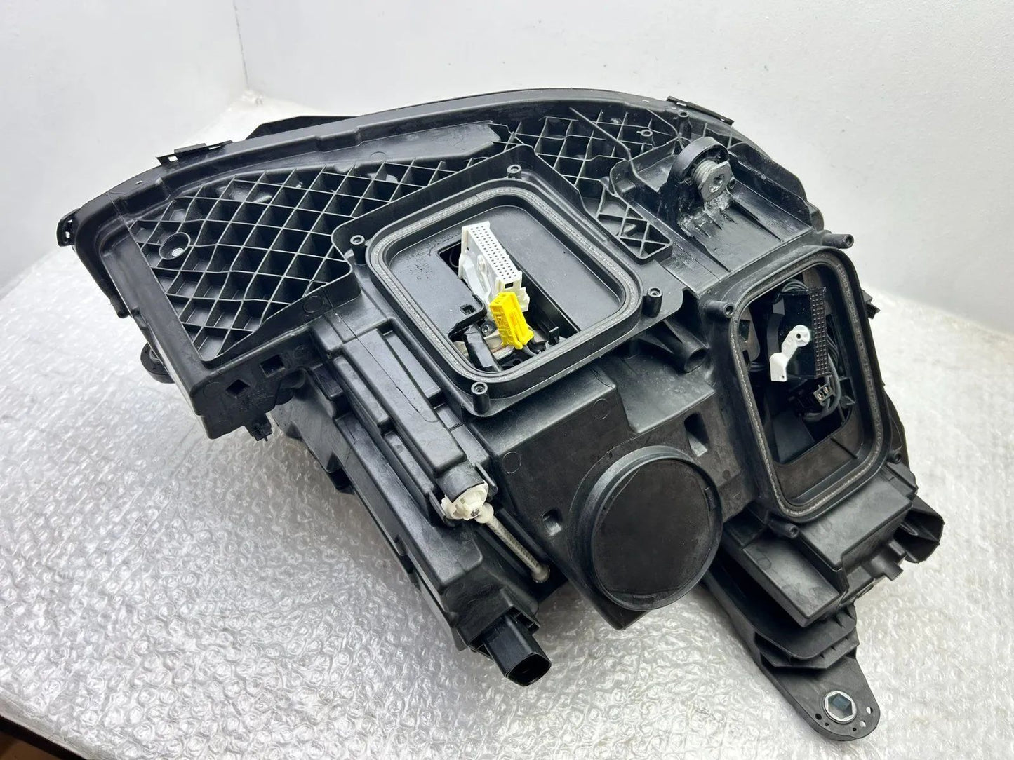 Mercedes E-Klasse W213 LED Scheinwerfer links A2139069508