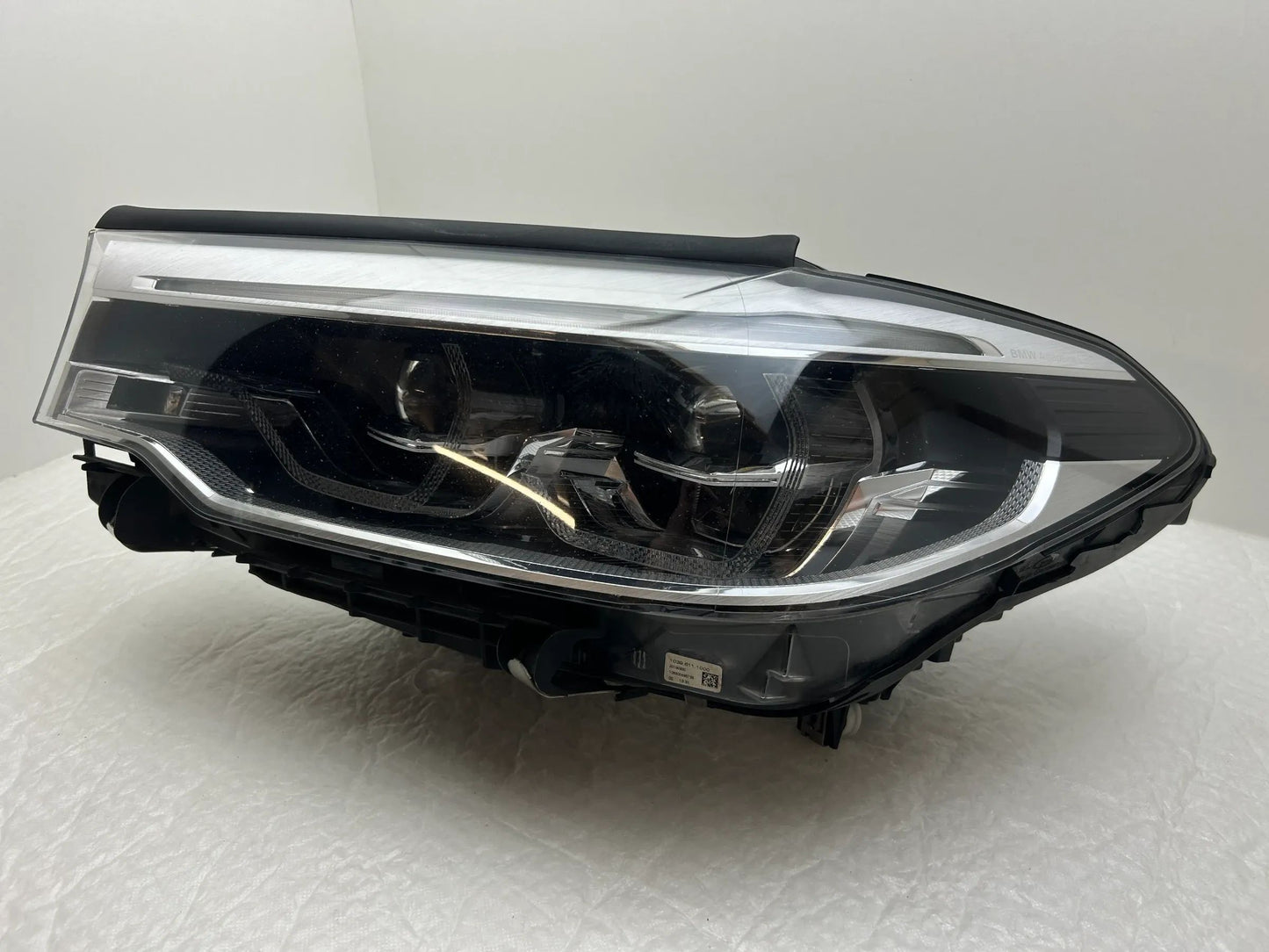 Original BMW 5er G30 G31 Adaptive LED Scheinwerfer links 8499121