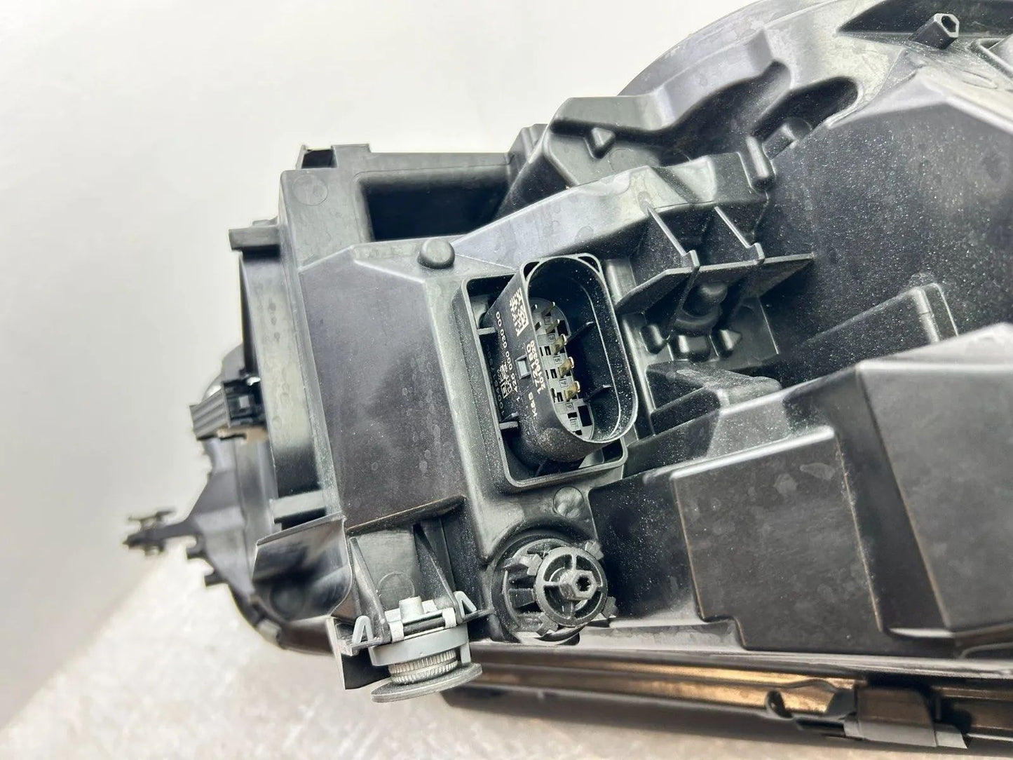 Mercedes W222 S-Klasse LED Scheinwerfer links A2229069305