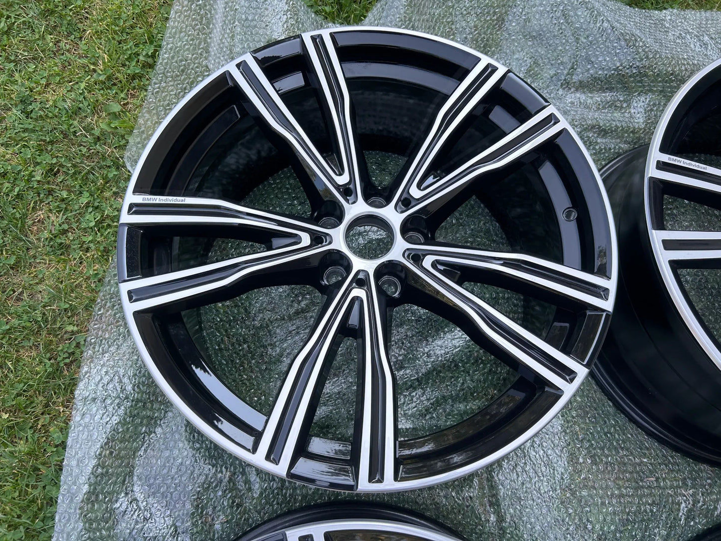 BMW 8er G14 G15 G16 Alufelgen Satz 20 Zoll 5x112 8072028 8072027