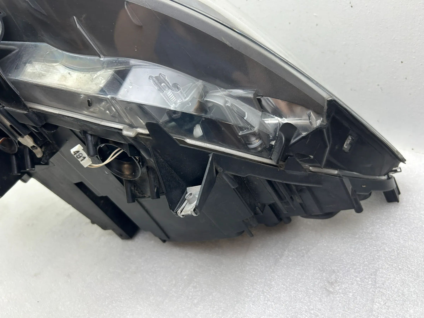 BMW 5er F10 F11 Xenon Scheinwerfer links 7271911 7203245