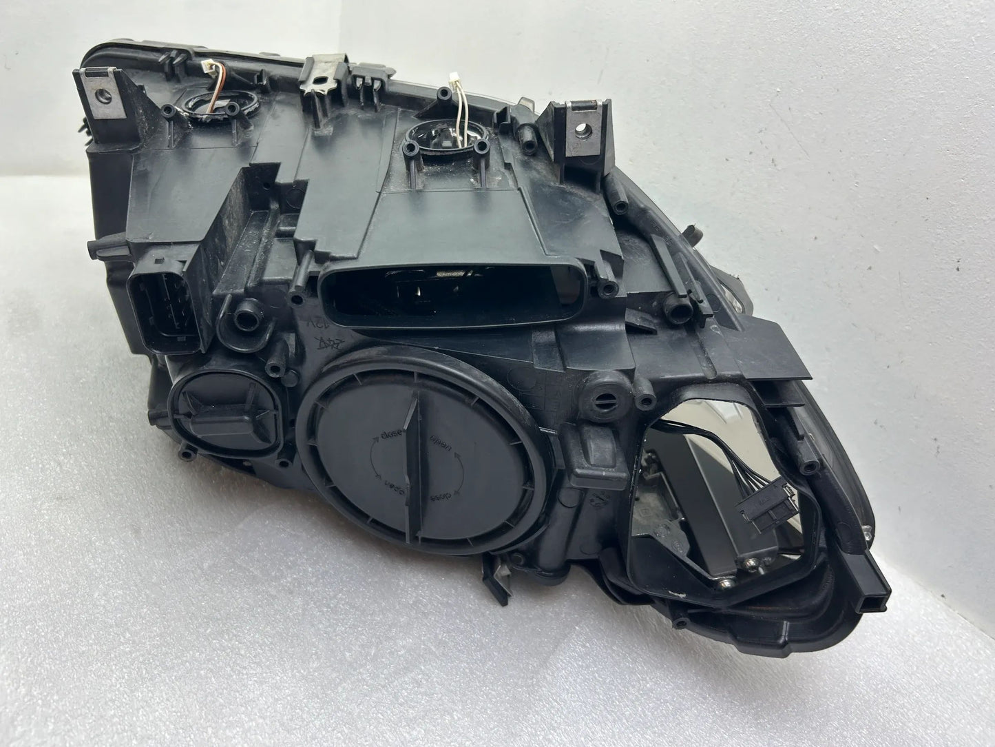 BMW 5er F10 F11 Xenon Scheinwerfer links 7271911 7203245