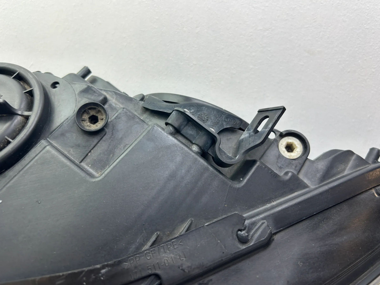 BMW 5er F10 F11 Xenon Kurvenlicht Scheinwerfer links 7203251