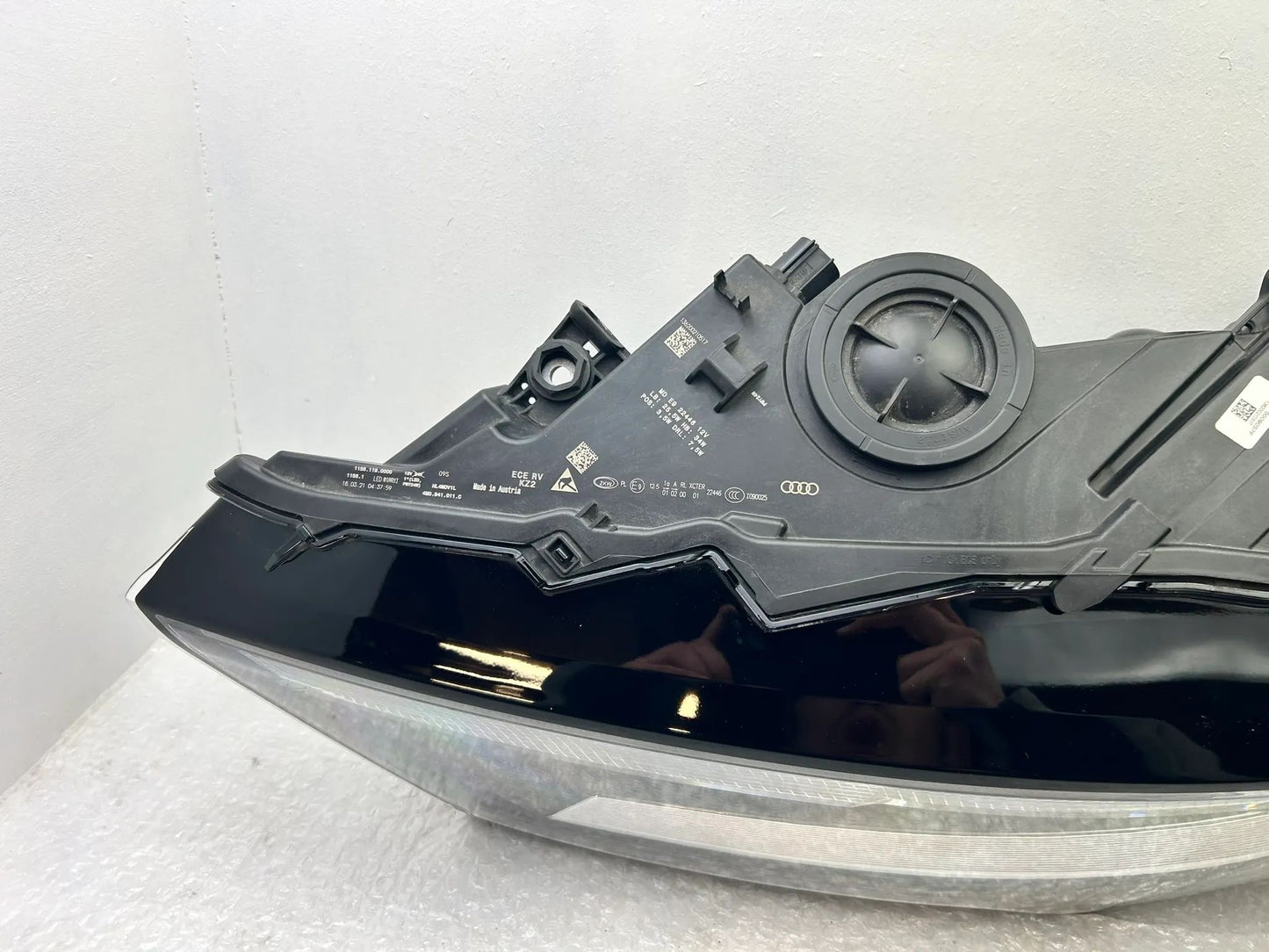 Original Audi Q7 LED Scheinwerfer links 4M0941011C
