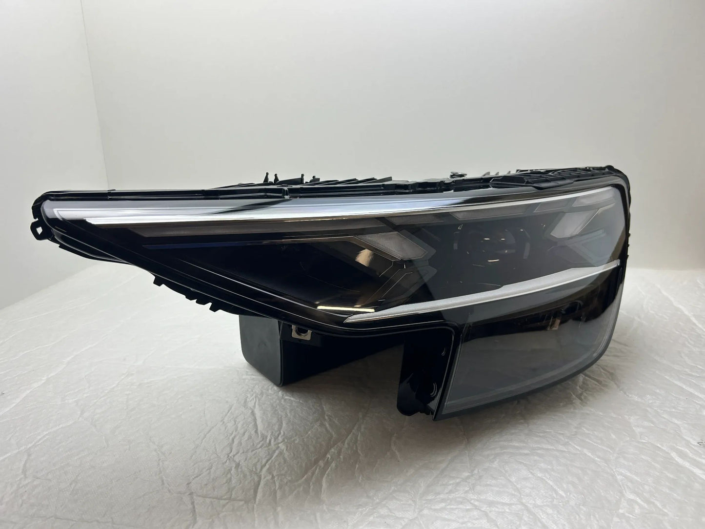 Original Audi Q8 SQ8 LED Matrix Scheinwerfer links 4M8941039
