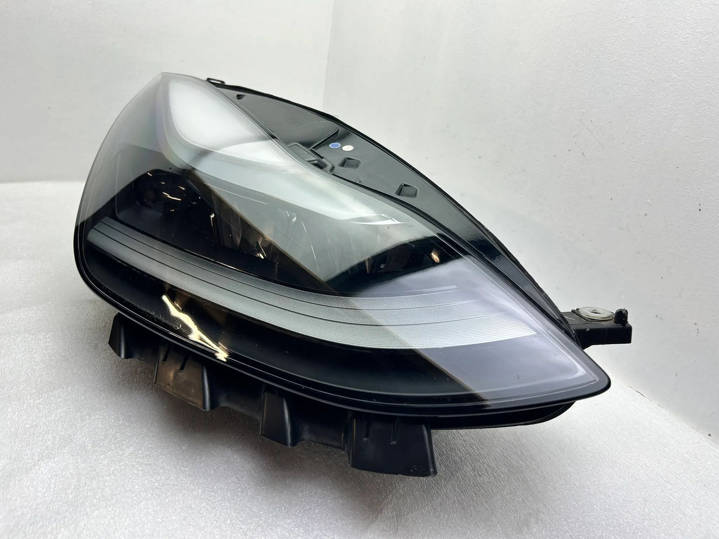 Original Tesla Model 3 Y LED Scheinwerfer rechts 1514953-00-C