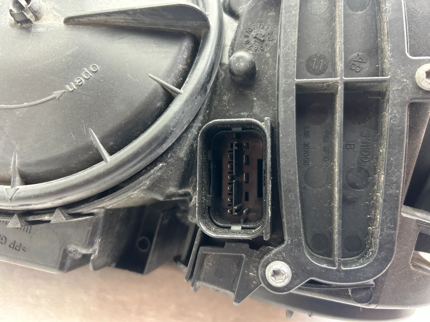 BMW 4er F32 F33 F36 LED Scheinwerfer rechts Steuergeräte 7410798