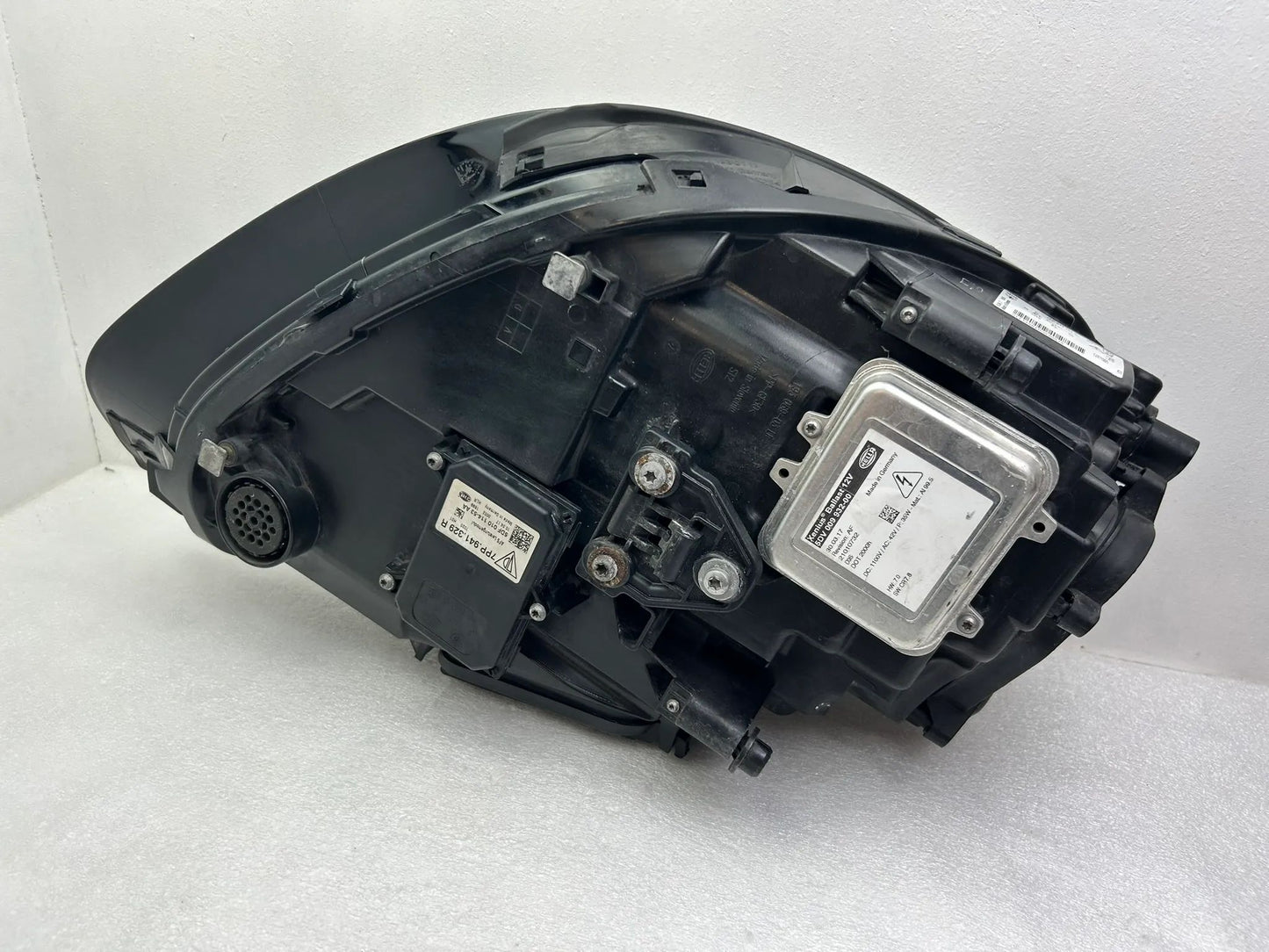 FRONTSCHEINWERFER LINKS VORNE 7P5941751F
