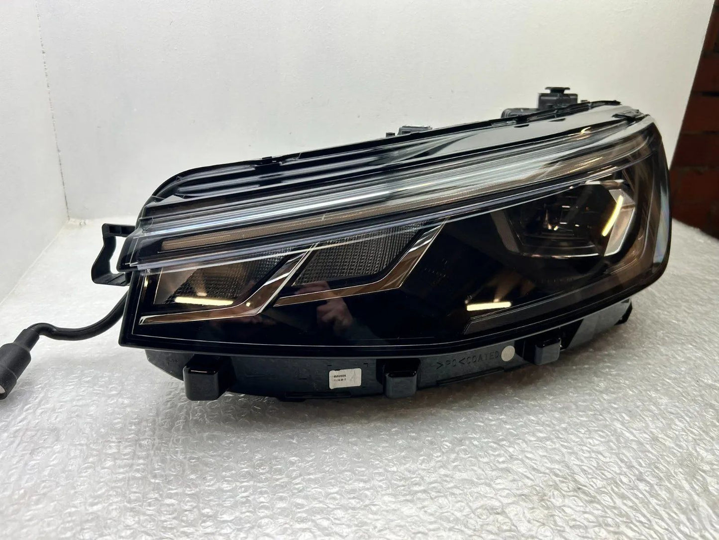 Original VW Passat B9 LED Scheinwerfer links 3J1941005