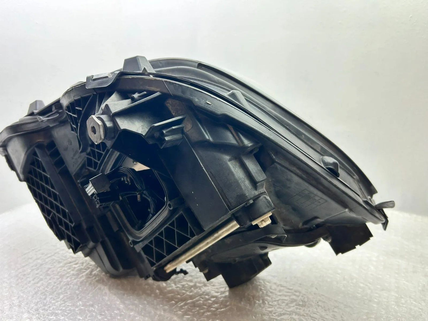 Mercedes E-Klasse W212 LED Scheinwerfer links A2128204939