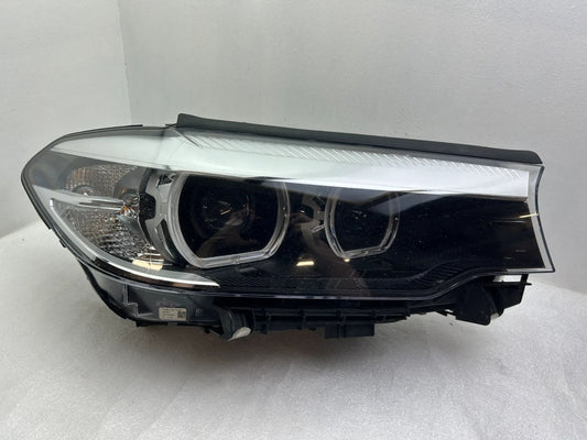 BMW 5er G30 G31 LED Scheinwerfer rechts Steuergeräte 8499112