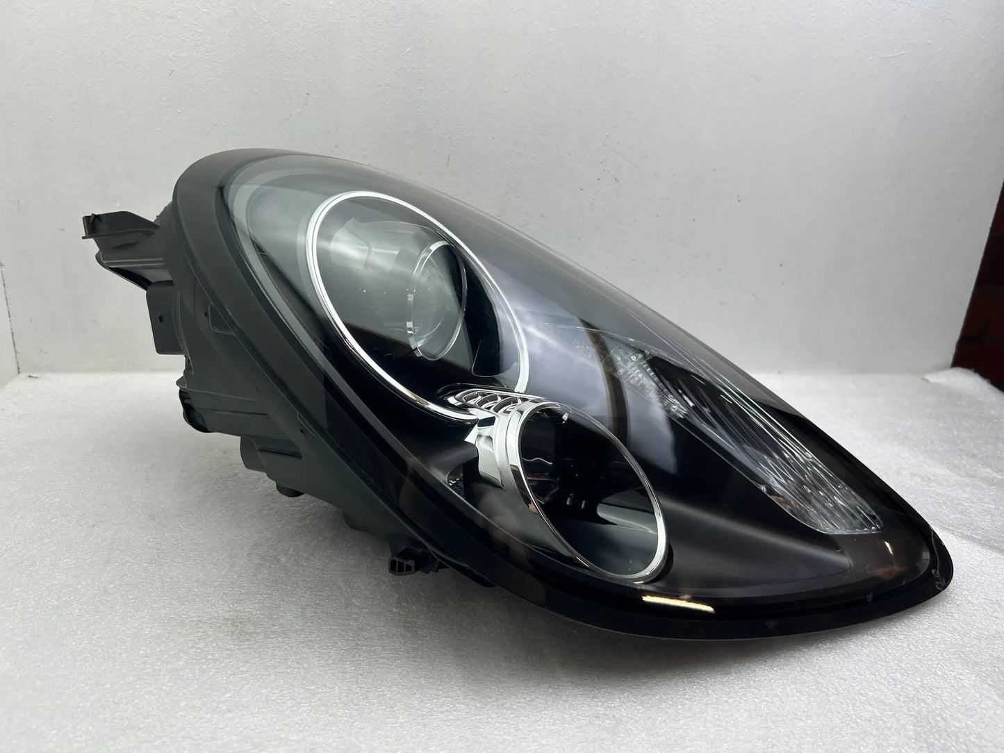 Porsche Cayman Boxster 981 Xenon Scheinwerfer rechts 98163113211