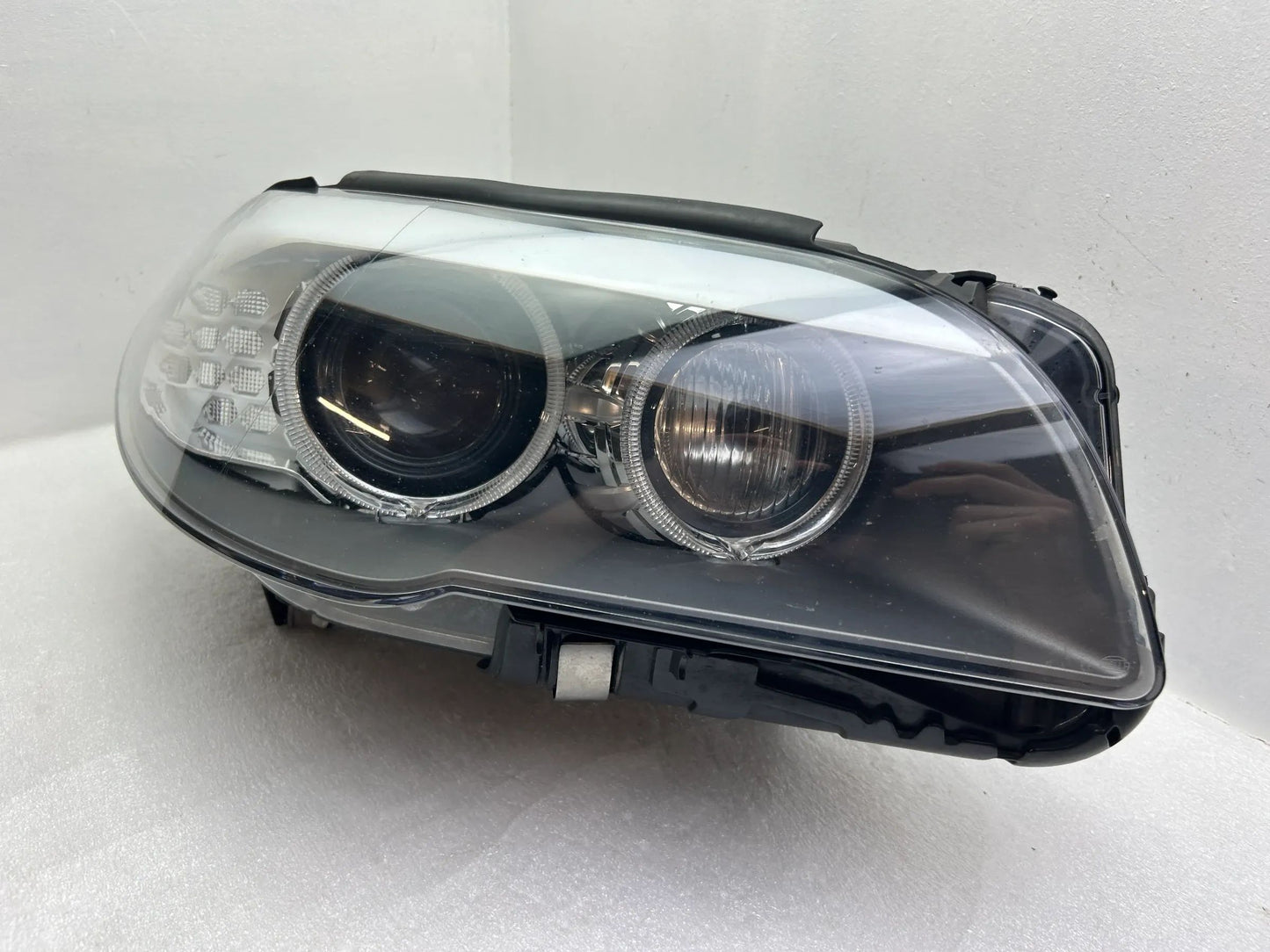 BMW 5er F10 F11 Xenon Kurvenlicht Scheinwerfer rechts 7203252