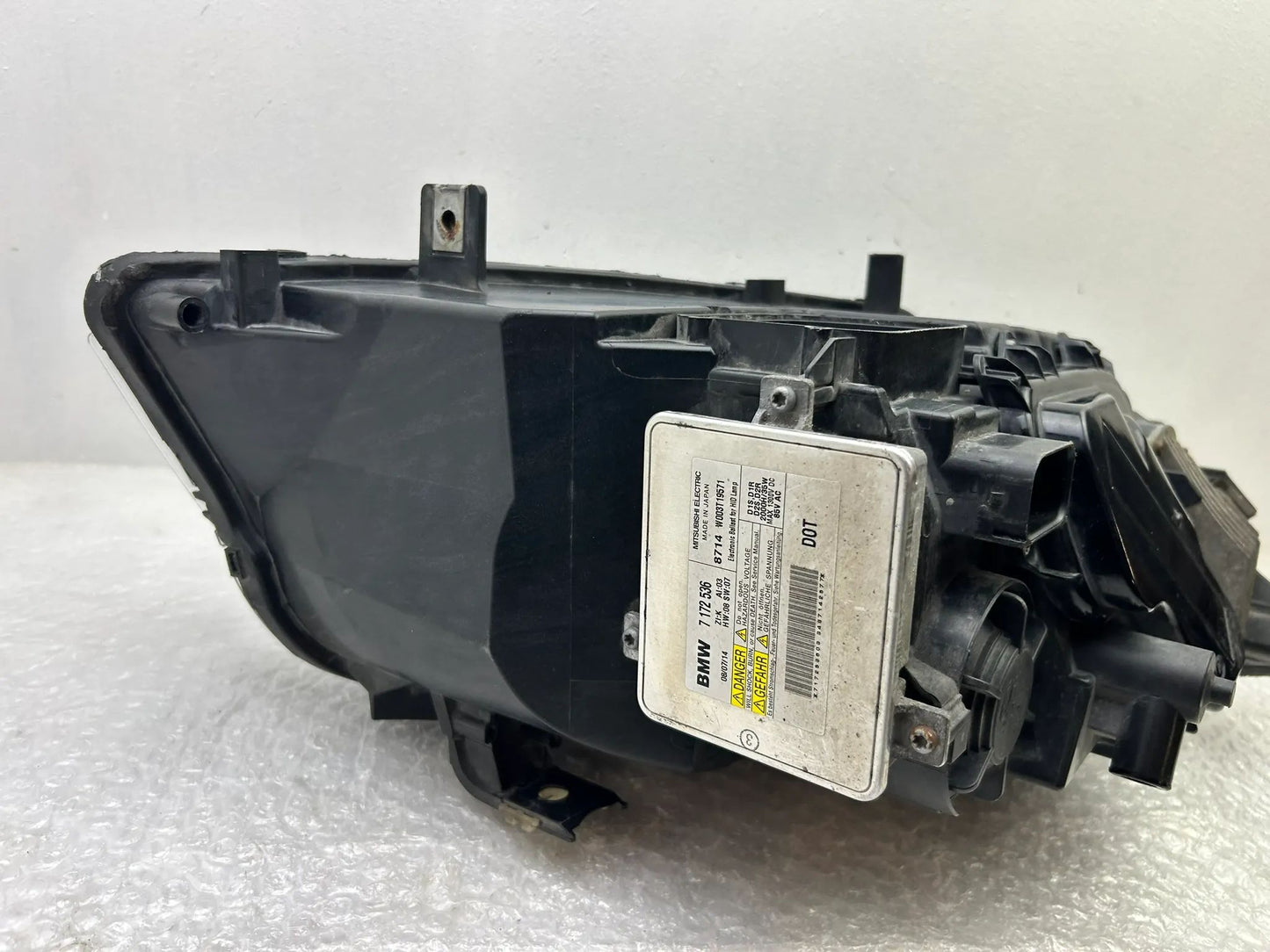 Original BMW E90 E91 Xenon Scheinwerfer links 7202583
