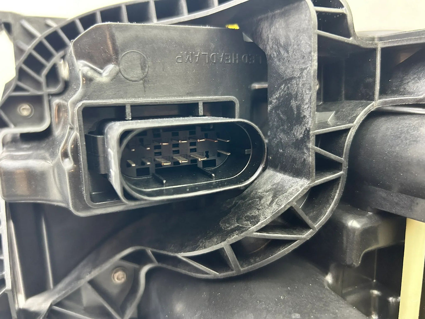 NEU Original Mercedes CLA W174 LED Scheinwerfer links A1749062502