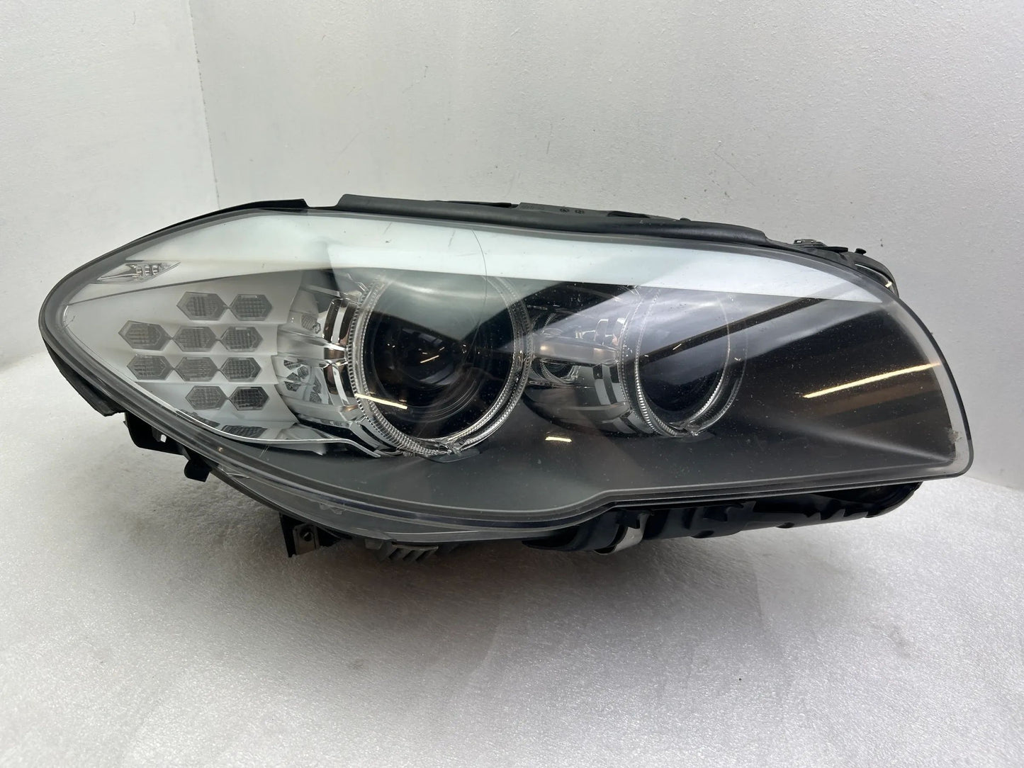 BMW 5er F10 F11 Bi-Xenon Scheinwerfer rechts 7271912 7203246