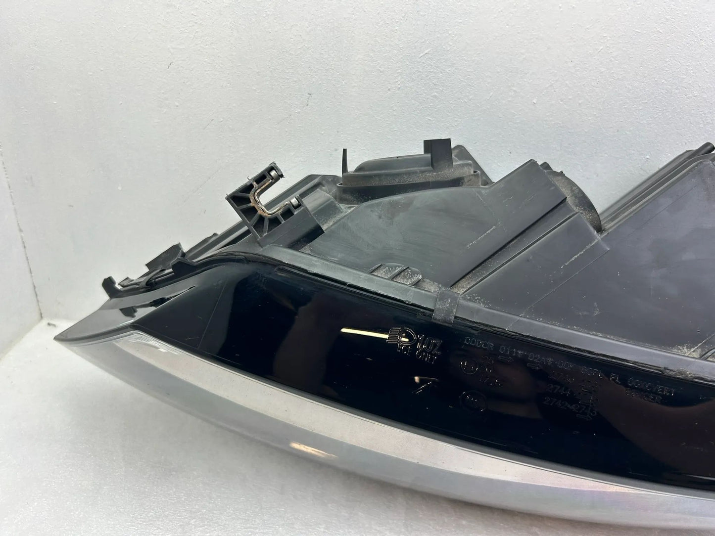 Original Audi A7 4G8 Xenon Scheinwerfer links 4G8941031C