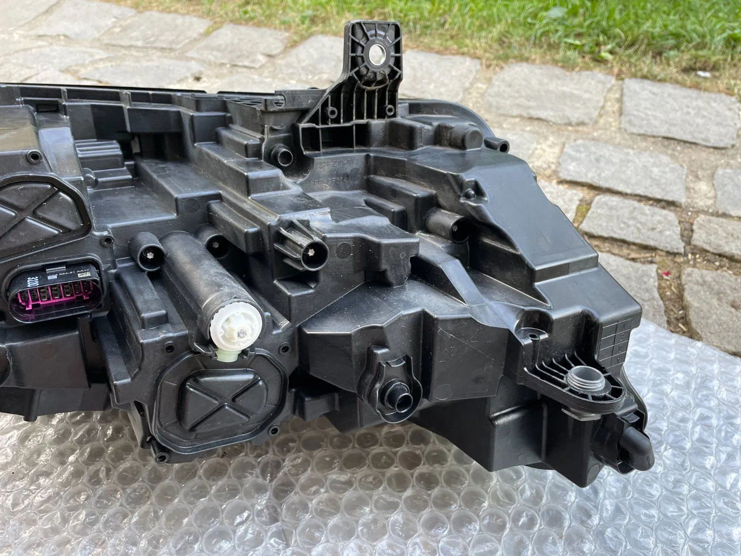 Original Skoda Enyaq 5LB LED Scheinwerfer rechts 5LB941015
