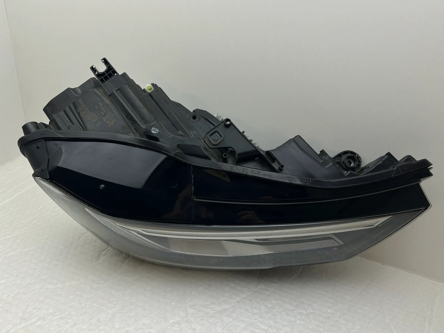 Original Audi A6 C8 4K LED Scheinwerfer rechts 4K0941040