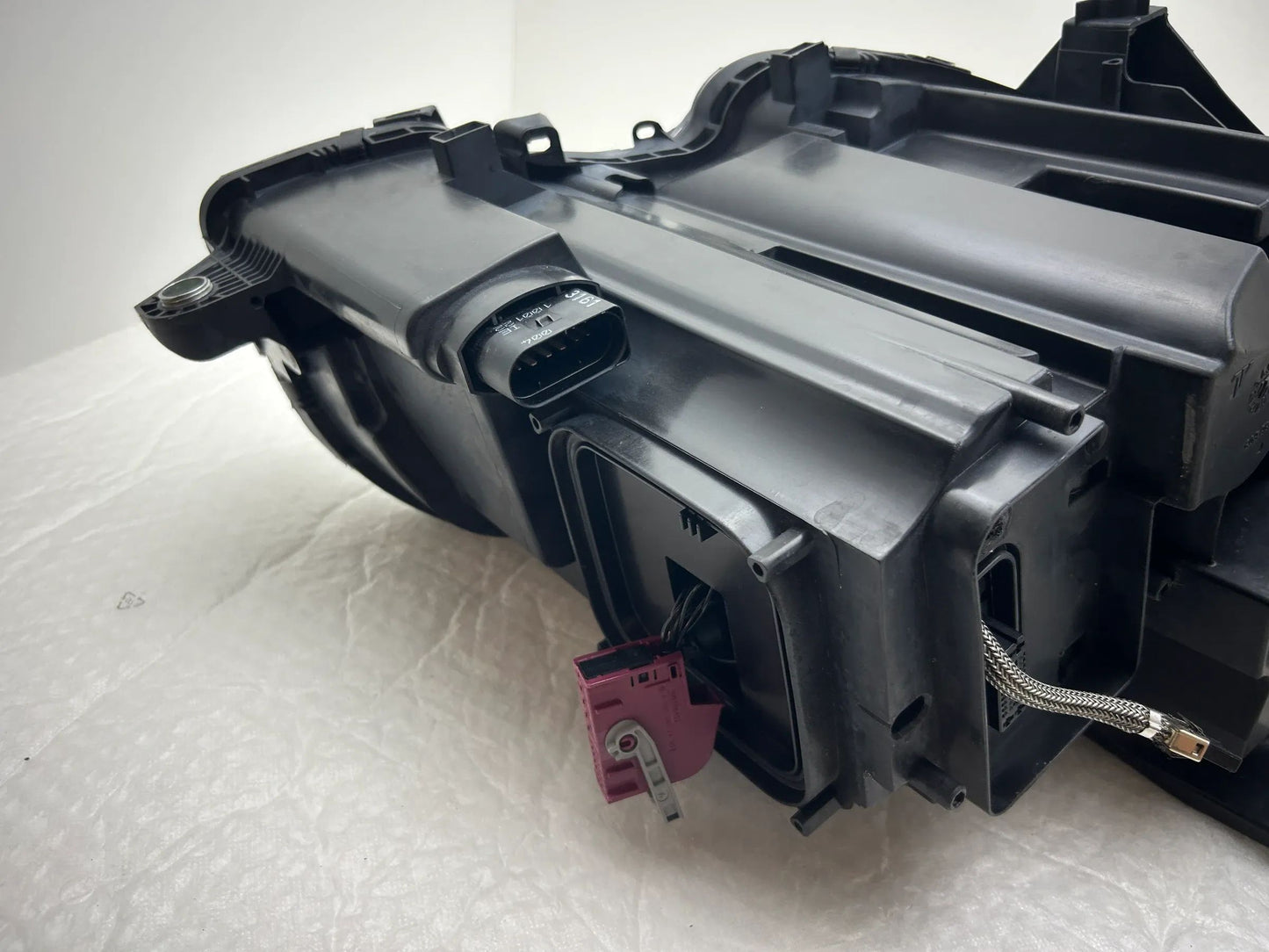 Original Mercedes CLS C218 Xenon Scheinwerfer links A2188208361