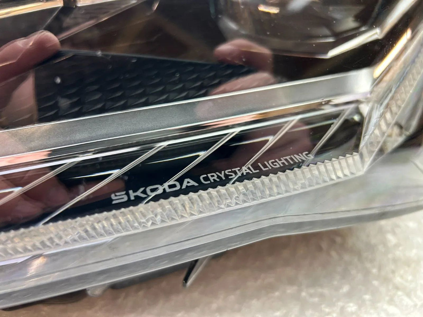 Original Skoda Superb IV 4 LED Scheinwerfer rechts 3P1941015B