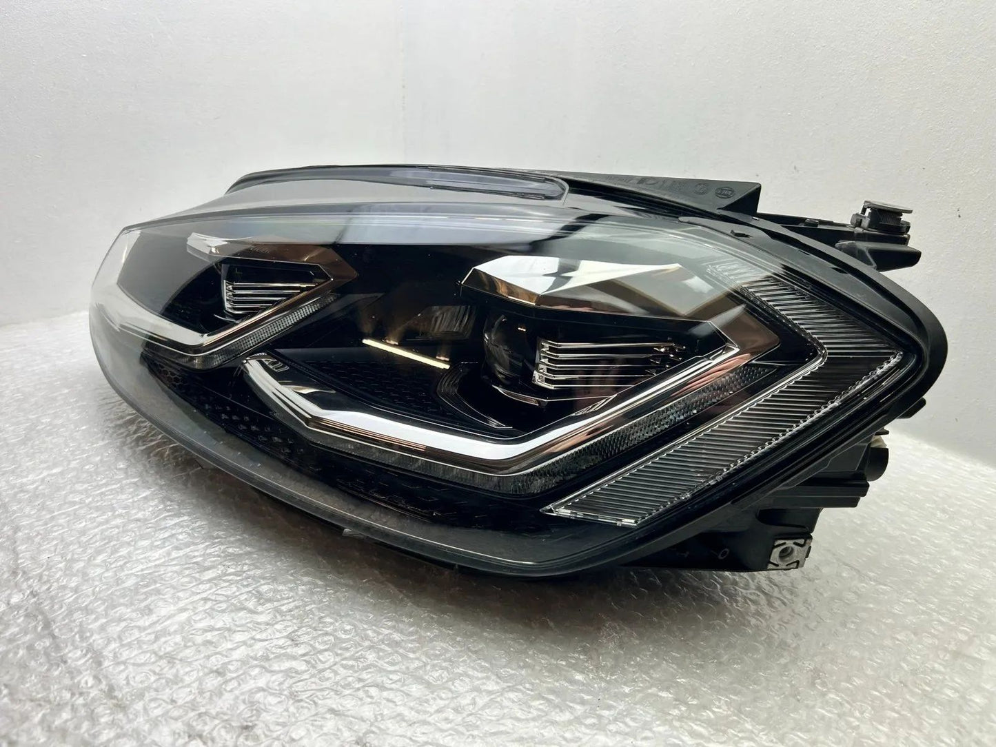 Original VW Golf VII 7 5G LED Scheinwerfer links 5G1941081