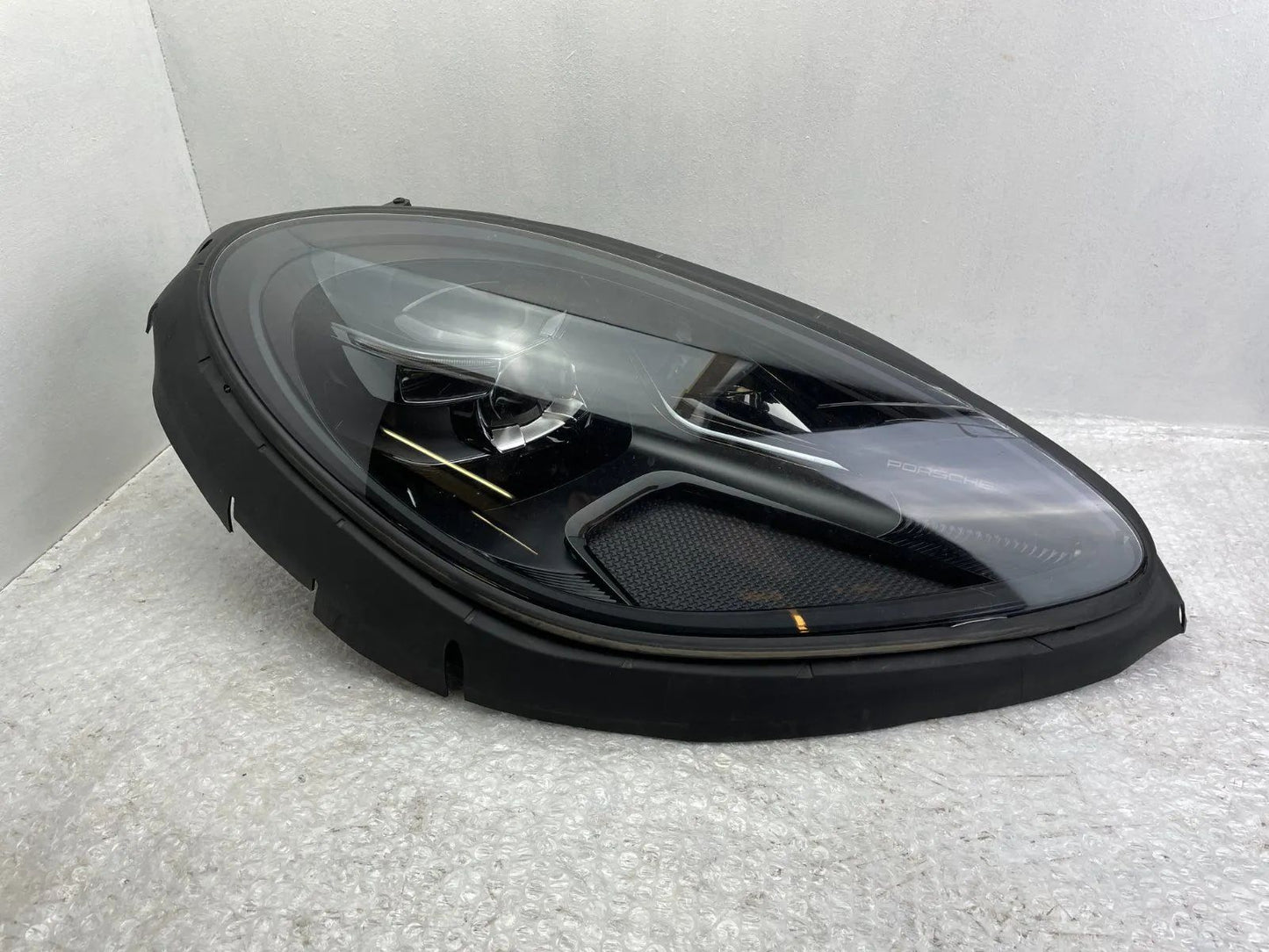 Original Porsche Macan Matrix LED Scheinwerfer rechts 95B941010AH