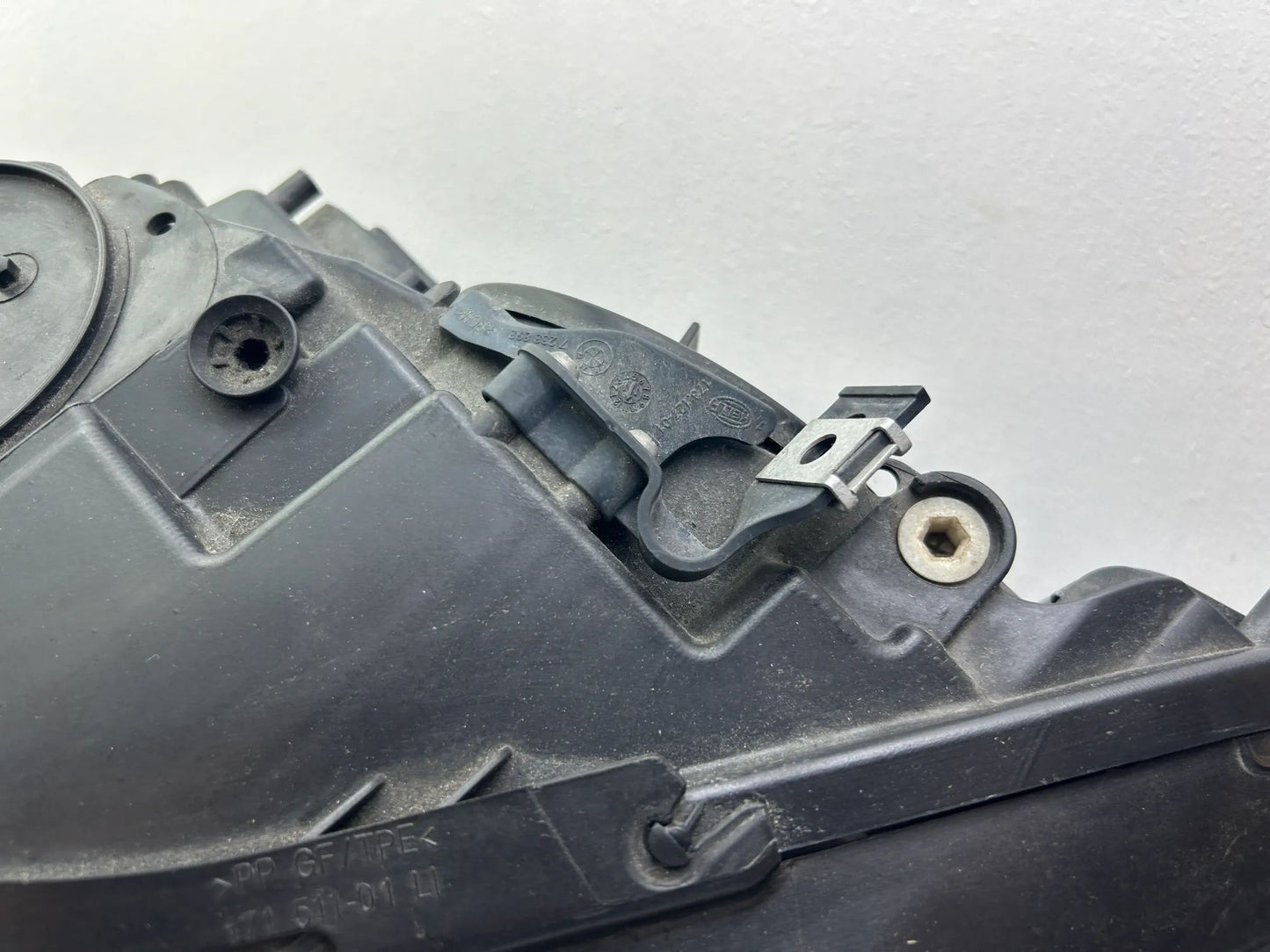 BMW 5er F10 F11 Xenon Scheinwerfer links 7271911 7203245