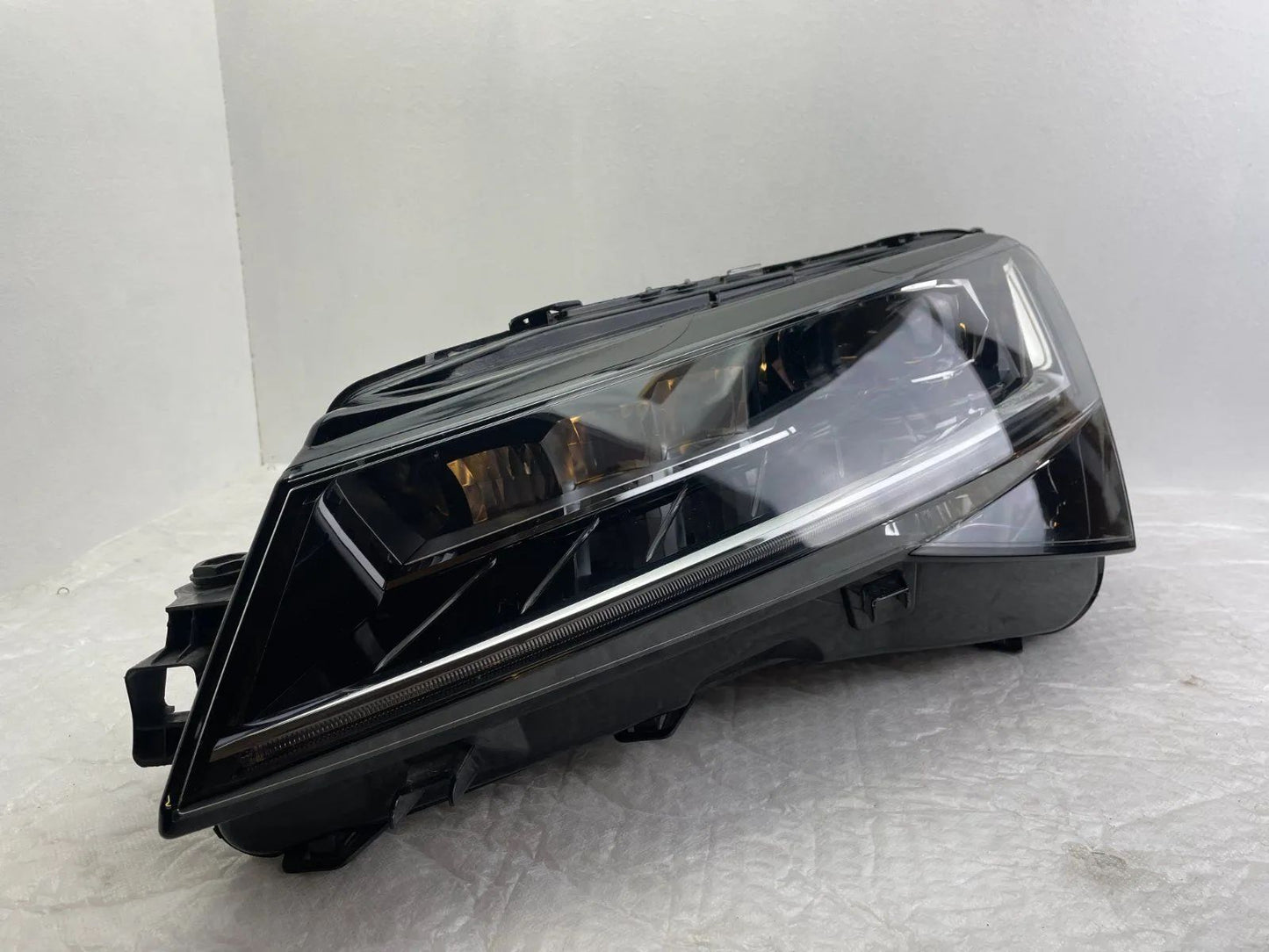Original Skoda Superb III LED Scheinwerfer links 3V1941015D