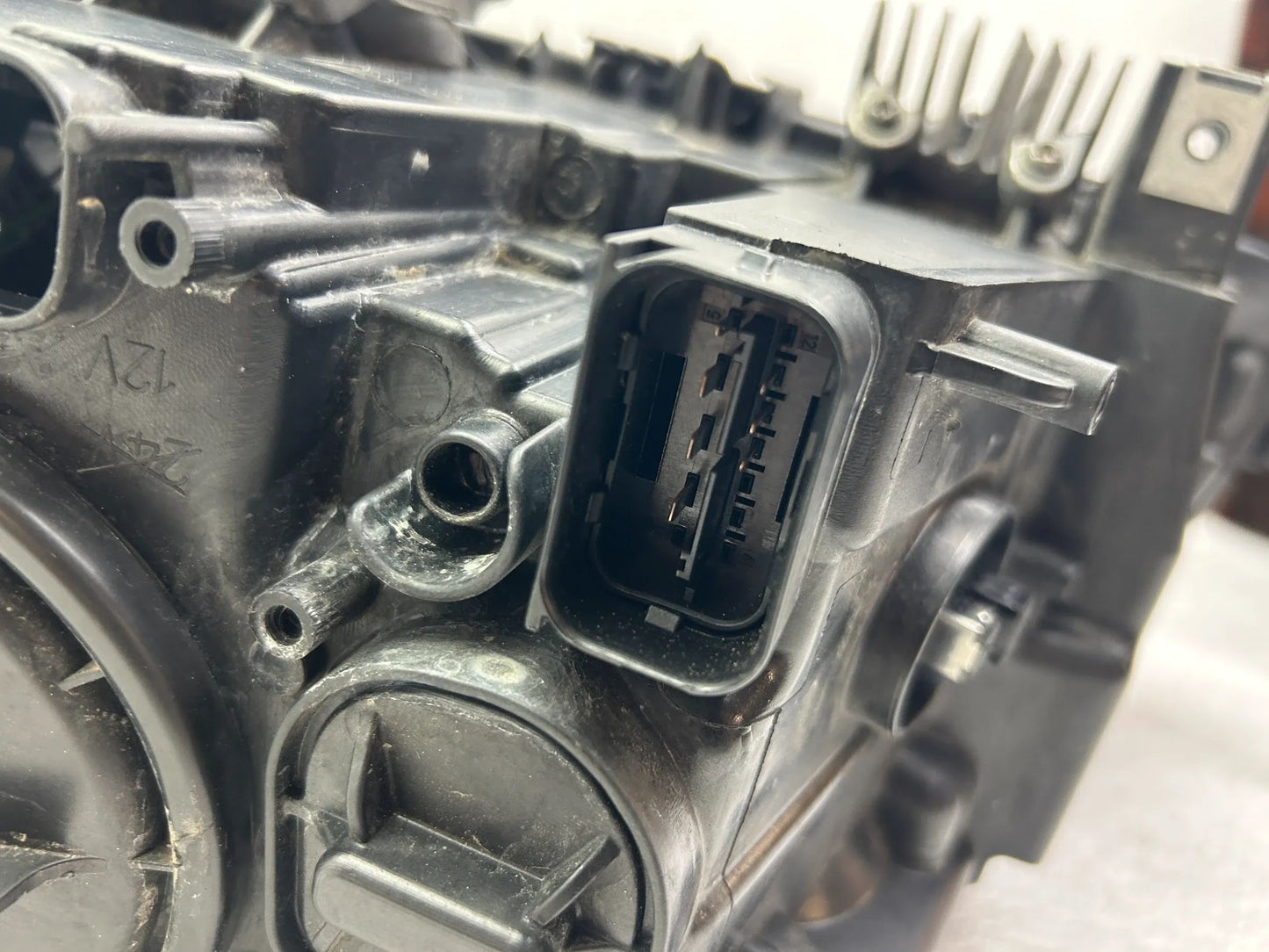 BMW 5er F10 F11 Bi-Xenon Scheinwerfer rechts 7271912 7203246