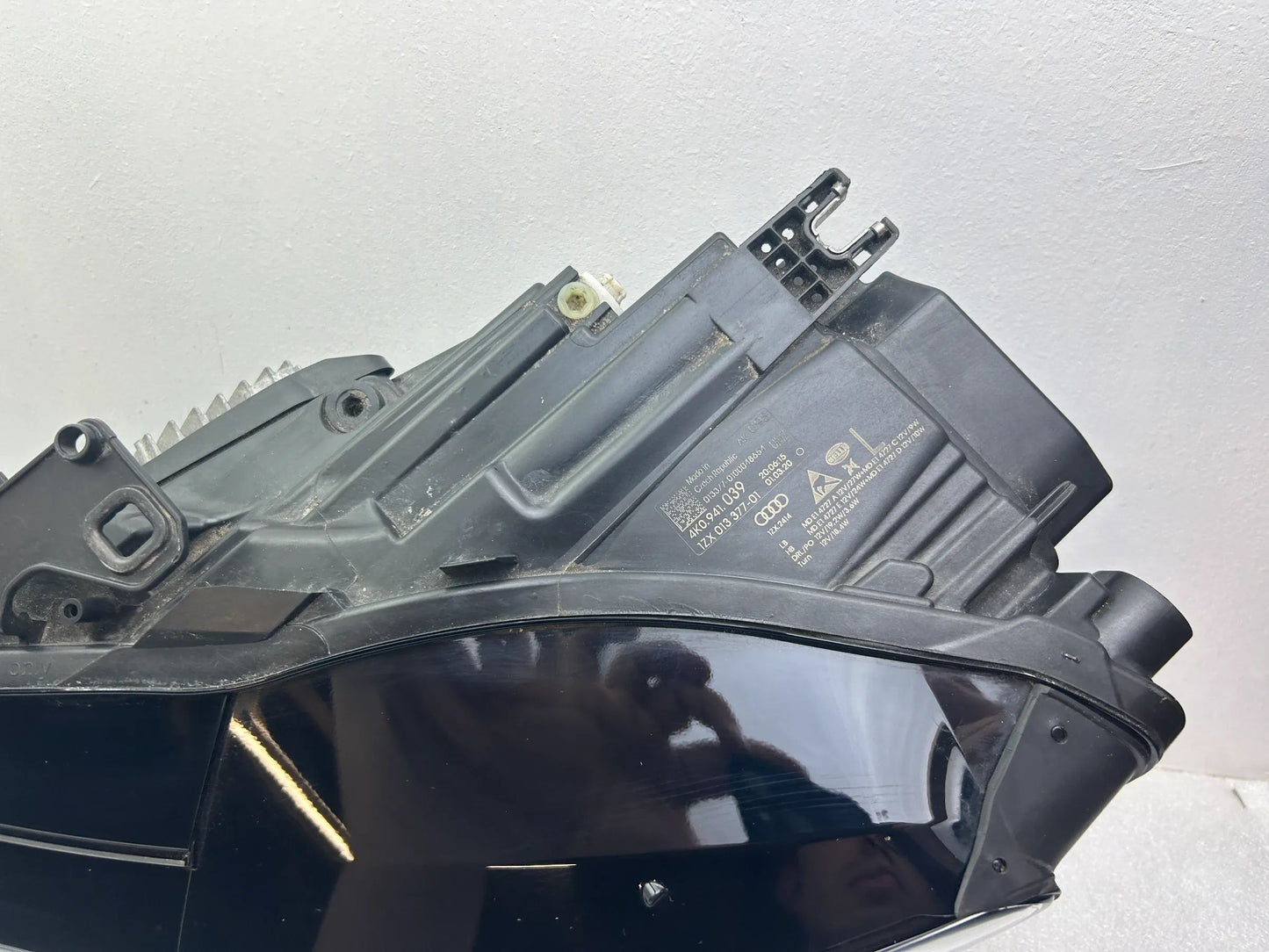 Original Audi A6 C8 4K LED Scheinwerfer links 4K0941039