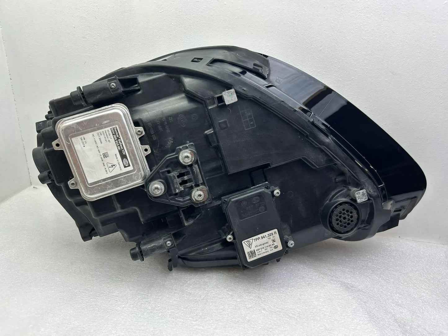Porsche Cayenne Xenon Scheinwerfer links rechts 7P5941751F