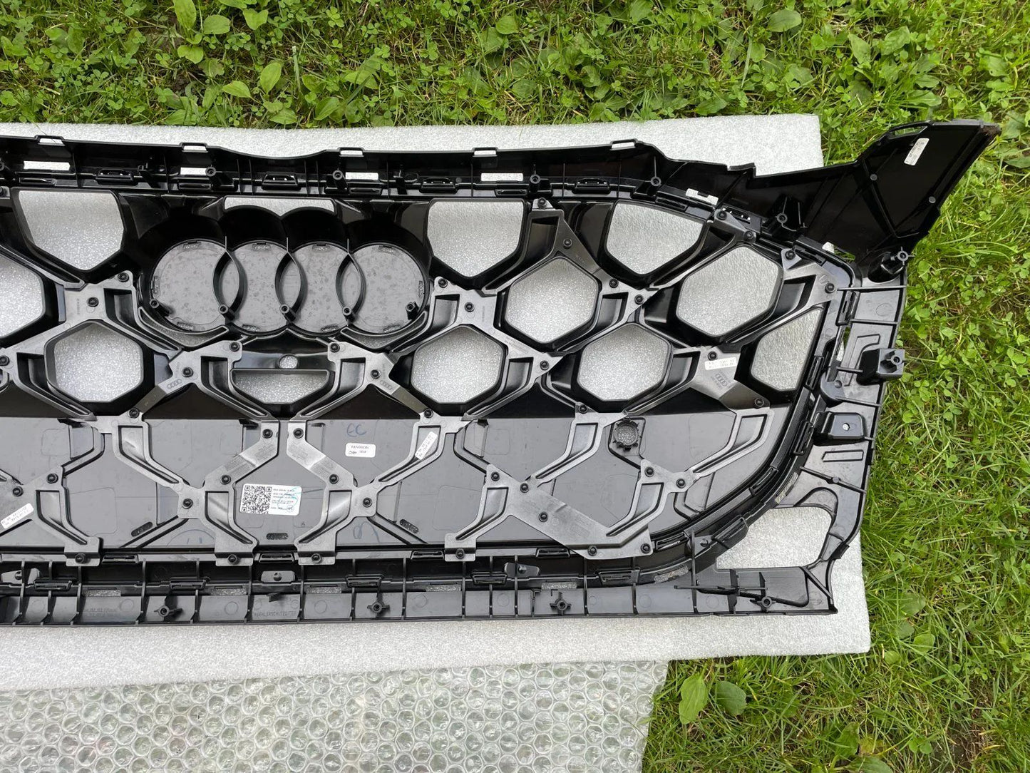 Original Audi Q5 Kühlergrill Frontgrill Gitter Grill 8MA853651BG