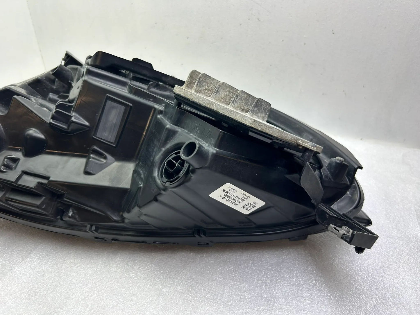 Original Tesla Model 3 LED Scheinwerfer rechts 1077376-00-C