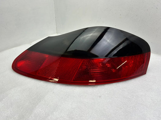 Porsche Boxster 986 Rückleuchte rechts schwarz 98663140403