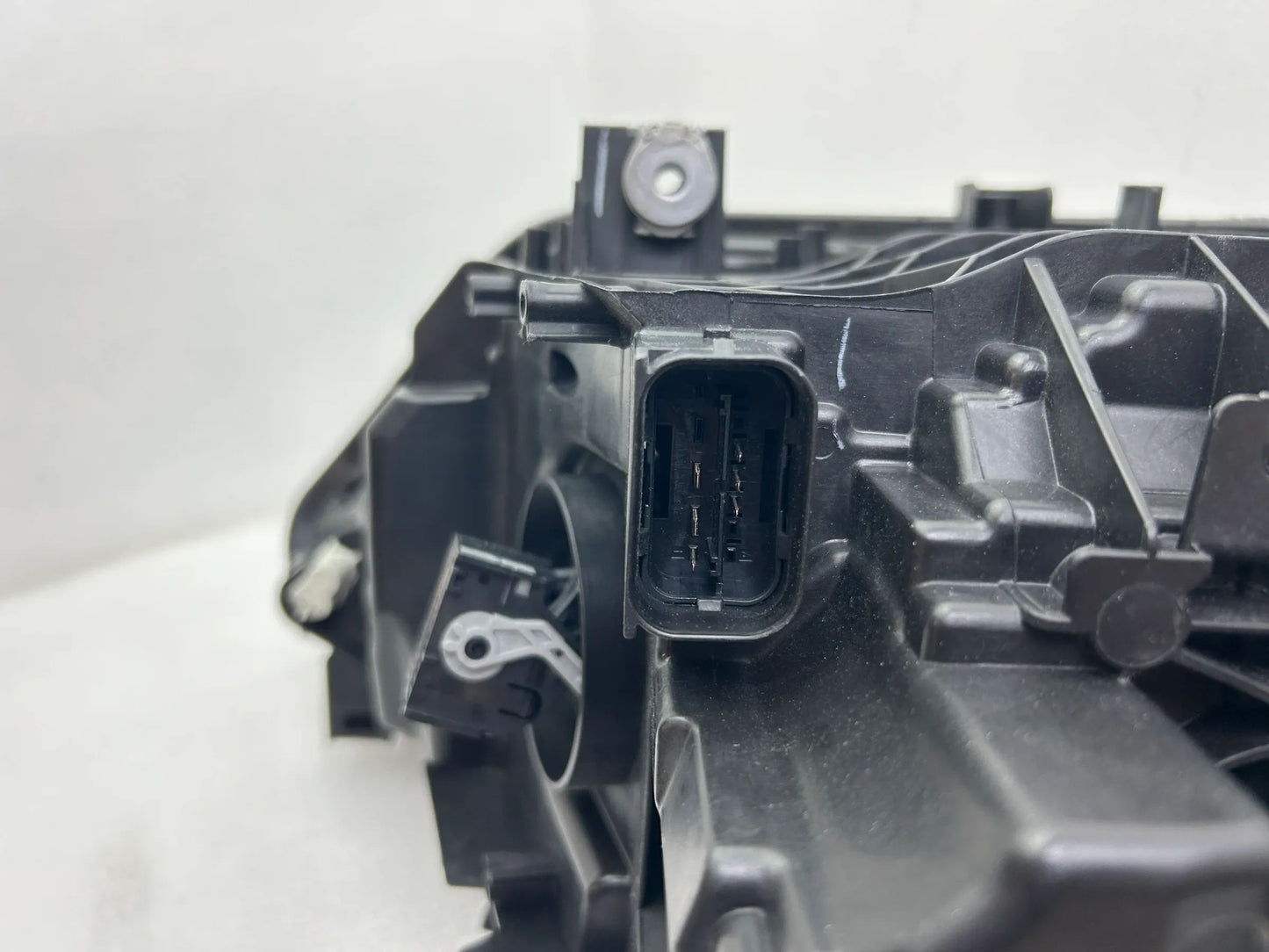 Original BMW 1er F20 F21 Scheinwerfer links 7498937